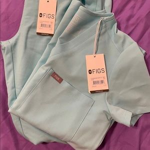 NWT figs catarina top xxs